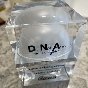 Dr Brandt Do Not Age time defying cream 1.7oz